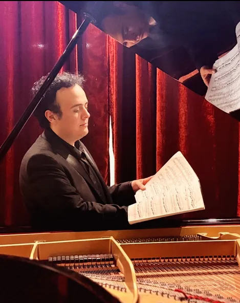 SAID MEDELLÍN (GUITARRA) ANDRÉS ALCACIO (PIANO) HOMENAJES