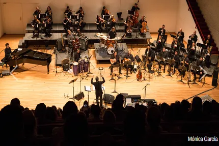 ORQUESTA MODERNA