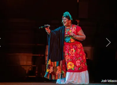 NATALIA CRUZ Y LA ISTMEÑA